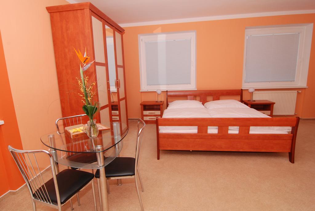 Apartmany Chodov Prága Szoba fotó