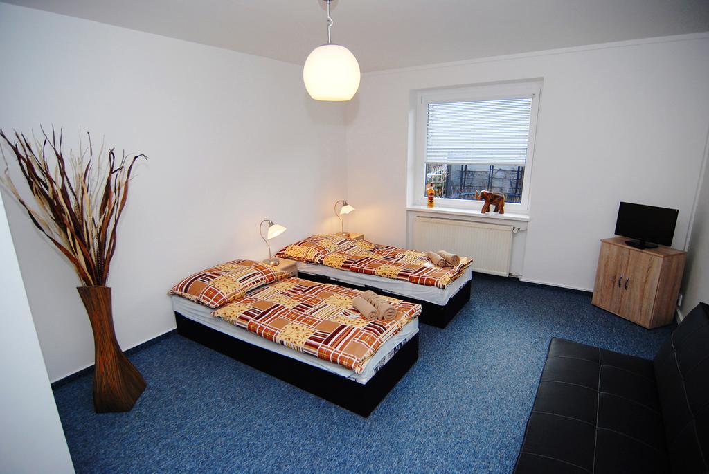 Apartmany Chodov Prága Szoba fotó